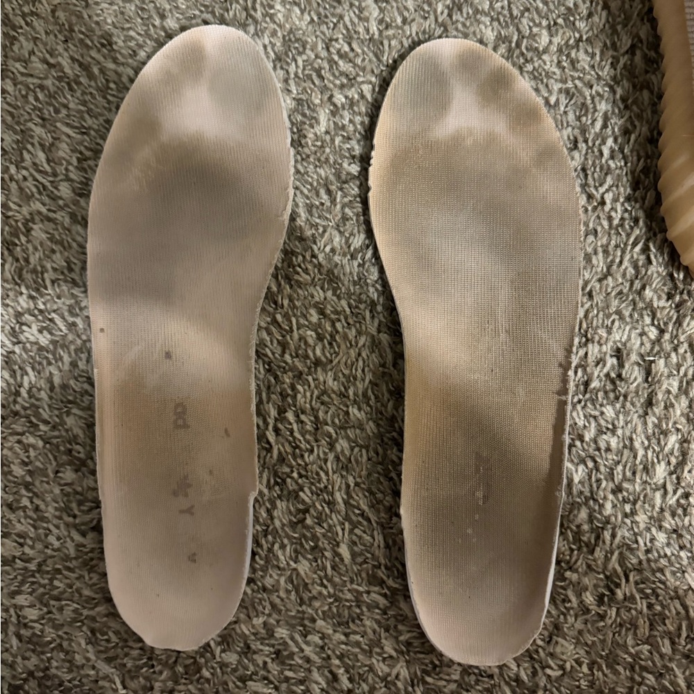 Mens Yeezy size 13 - GUC - Picture 6 of 6